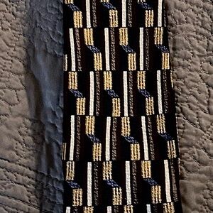 100% silk patterned American Outpost tie